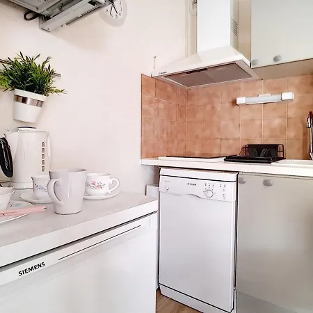 Lumineux Depart Aux Pieds Terrasse - Fr-1-344-912 Appartement *